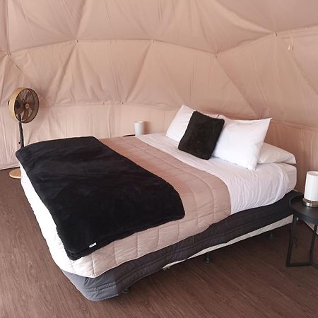 Готель Oakridge Glamping Роторуа Екстер'єр фото
